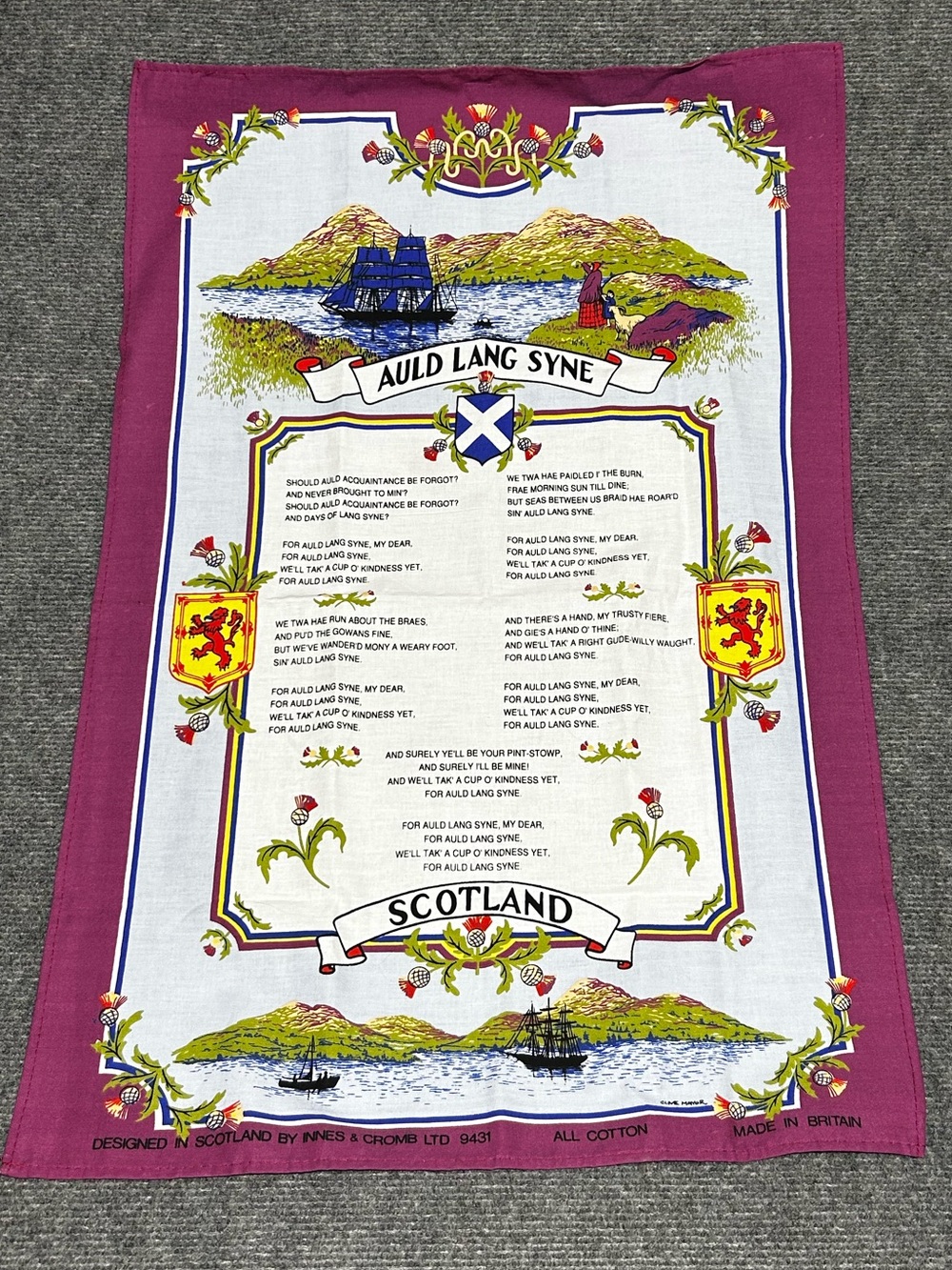 🟢 3/$25 - Auld Lang Syne Tea Towel - Scotland - New Condition